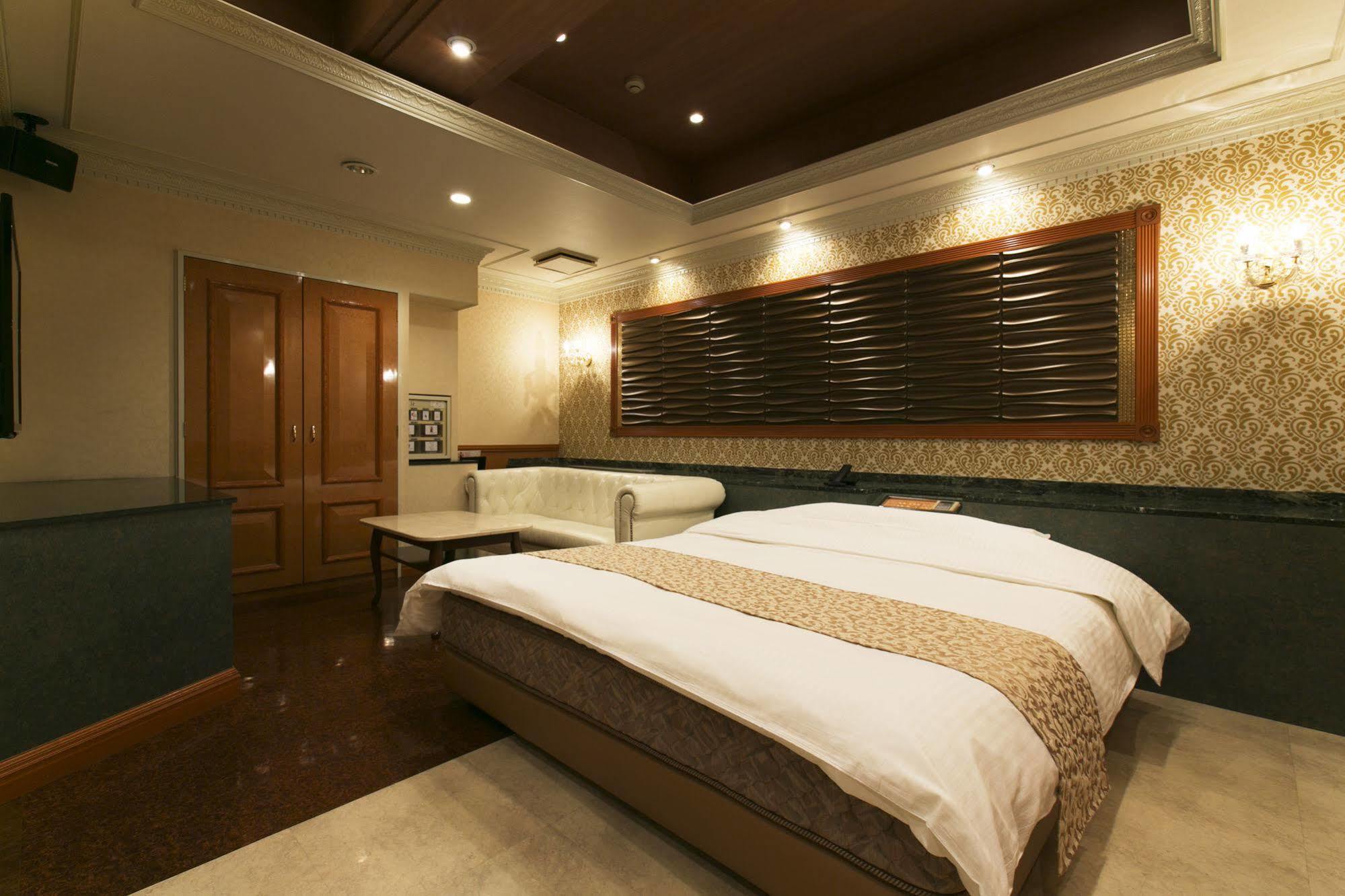 Hotel Atlantis Toyonaka (Adults Only) Εξωτερικό φωτογραφία