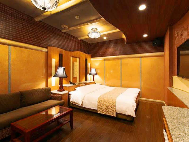 Hotel Atlantis Toyonaka (Adults Only) Εξωτερικό φωτογραφία