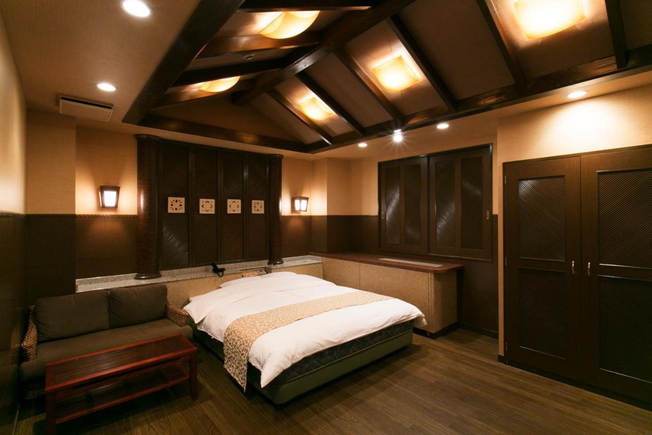 Hotel Atlantis Toyonaka (Adults Only) Εξωτερικό φωτογραφία
