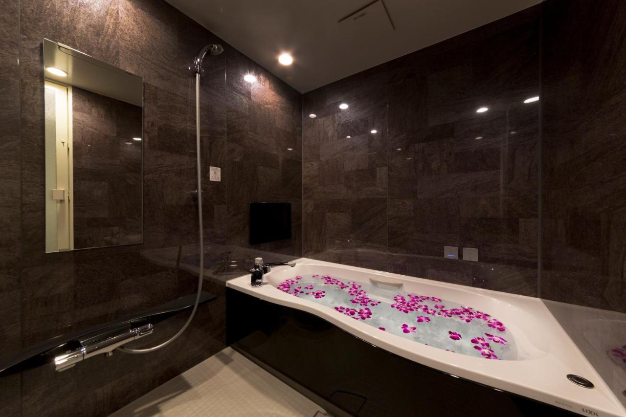 Hotel Atlantis Toyonaka (Adults Only) Εξωτερικό φωτογραφία