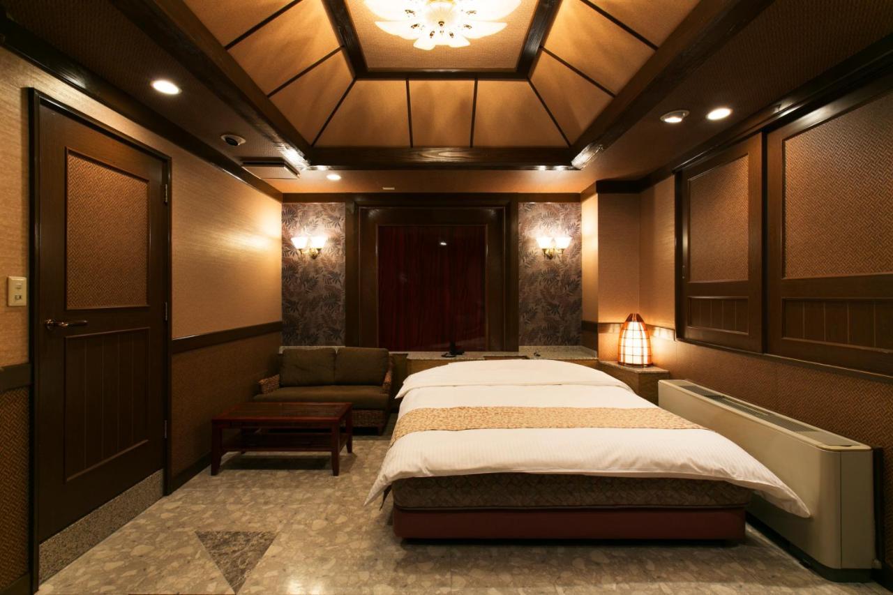 Hotel Atlantis Toyonaka (Adults Only) Εξωτερικό φωτογραφία