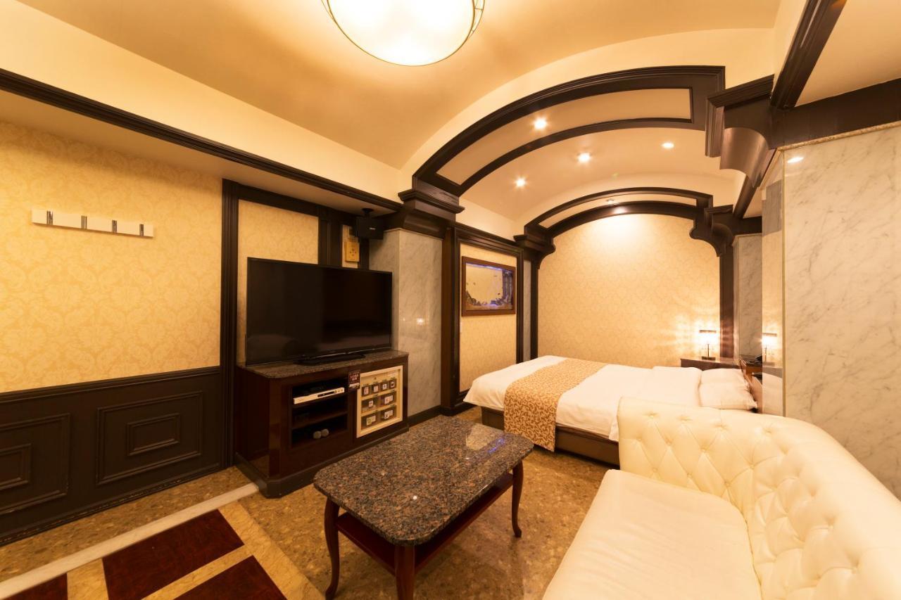 Hotel Atlantis Toyonaka (Adults Only) Εξωτερικό φωτογραφία